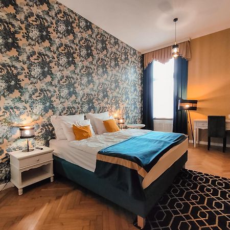 Sztuka Smaku - Restauracja I Hotelik ชวิดนิตซา ภายนอก รูปภาพ