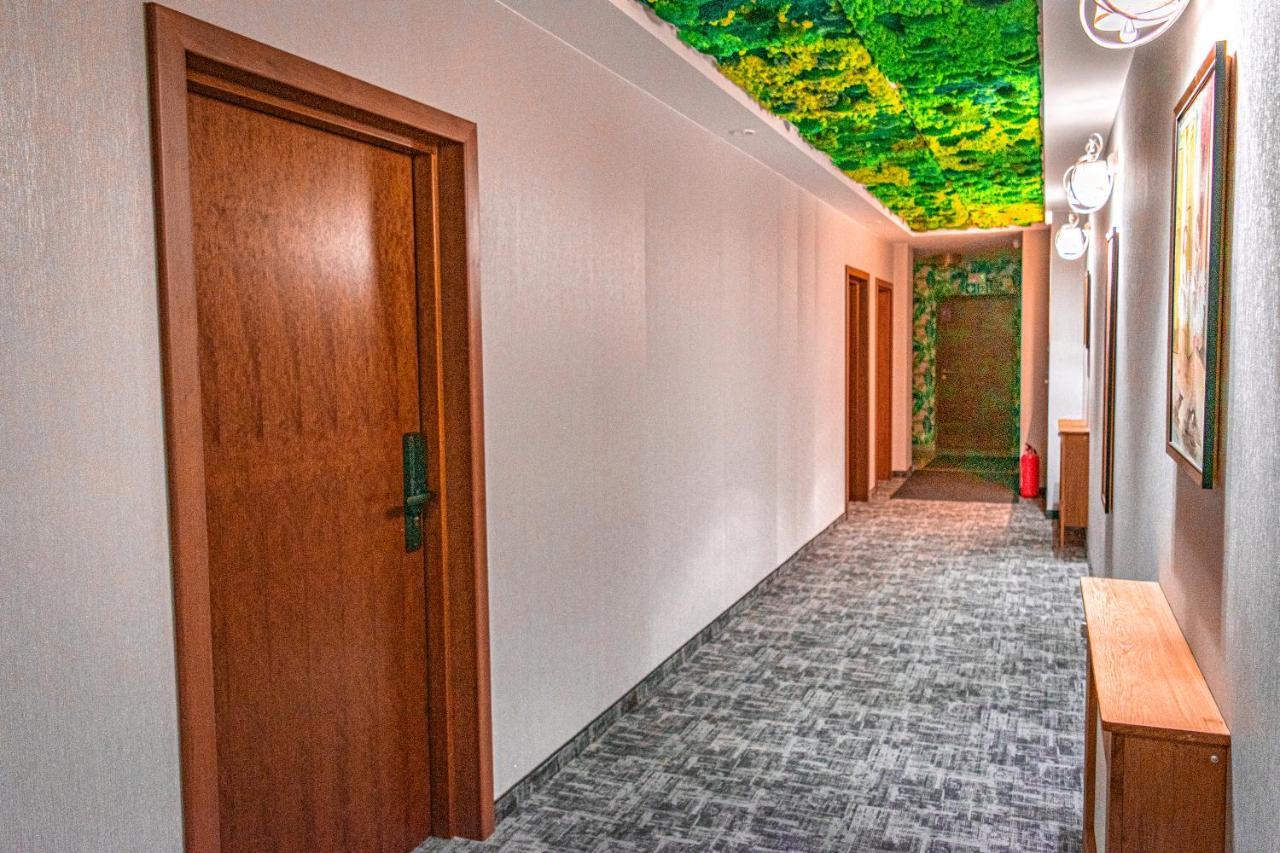 Sztuka Smaku - Restauracja I Hotelik ชวิดนิตซา ภายนอก รูปภาพ