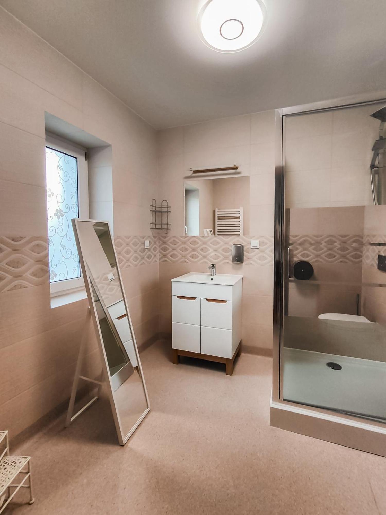 Sztuka Smaku - Restauracja I Hotelik ชวิดนิตซา ภายนอก รูปภาพ