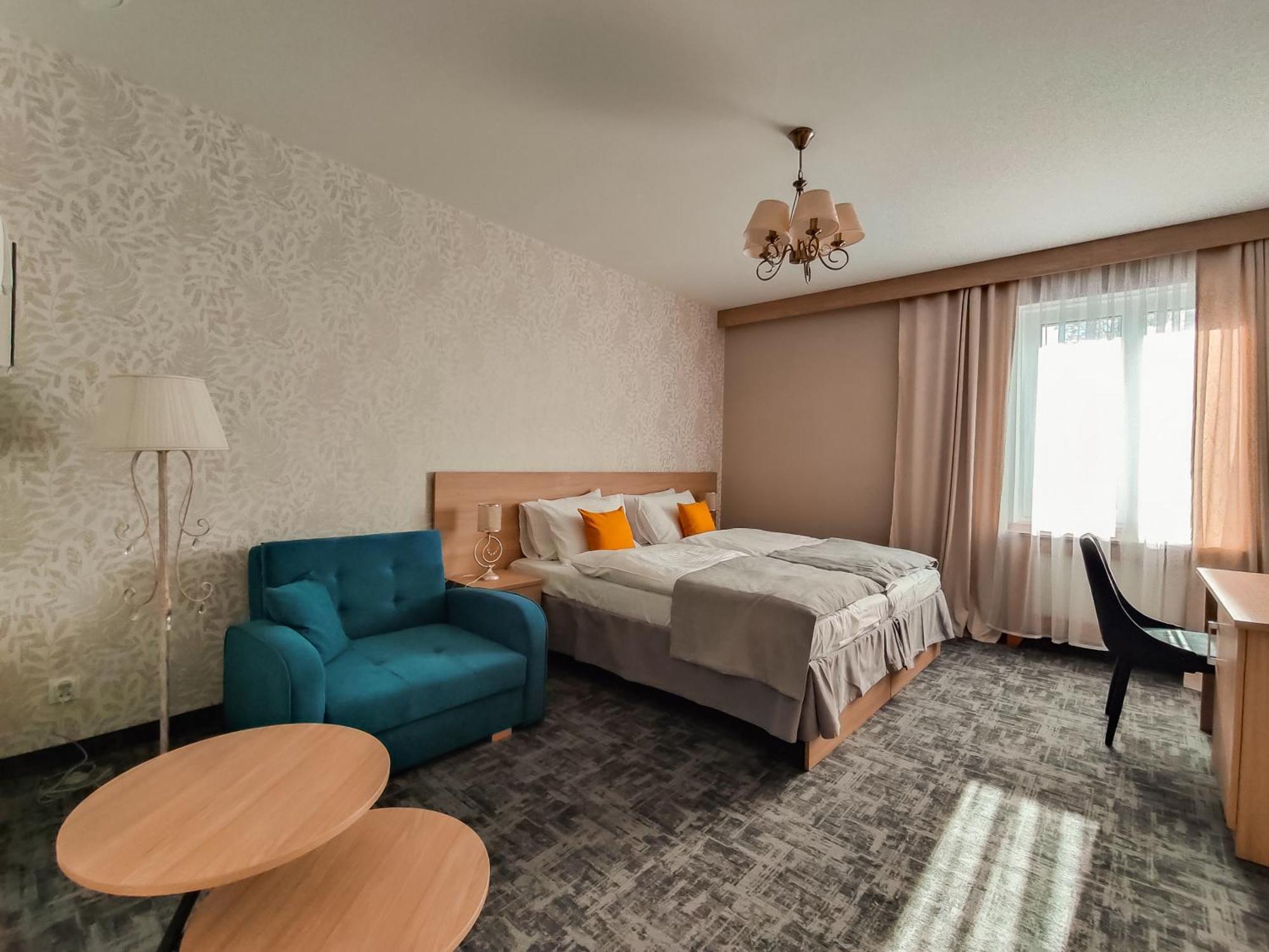Sztuka Smaku - Restauracja I Hotelik ชวิดนิตซา ภายนอก รูปภาพ