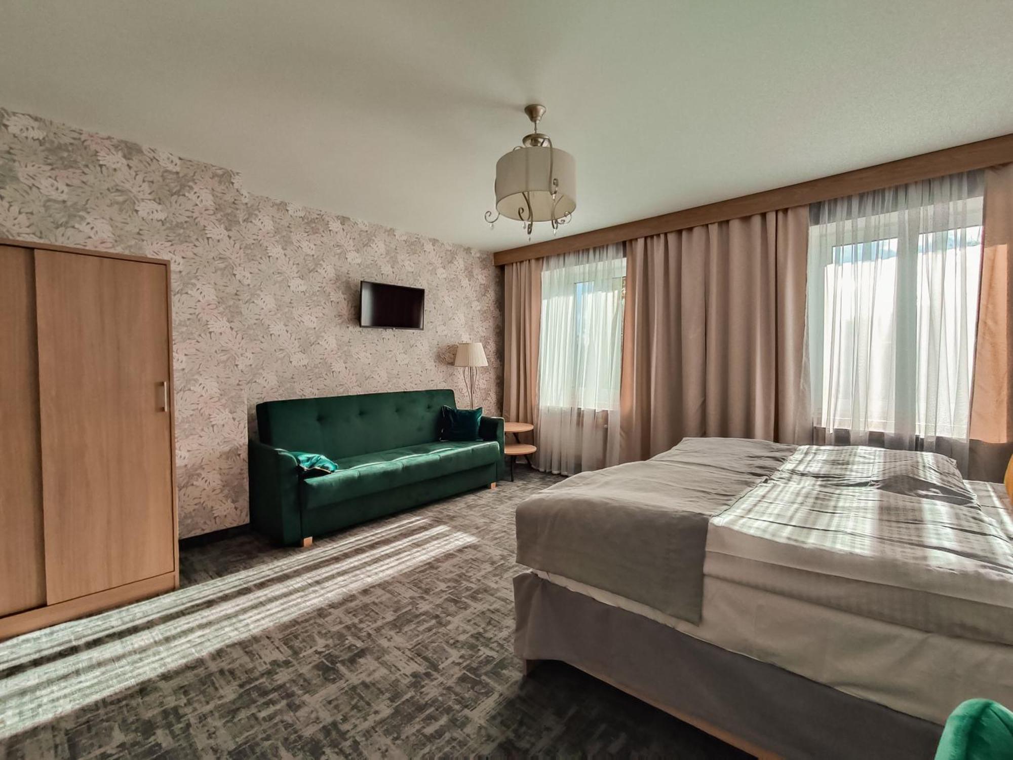 Sztuka Smaku - Restauracja I Hotelik ชวิดนิตซา ภายนอก รูปภาพ